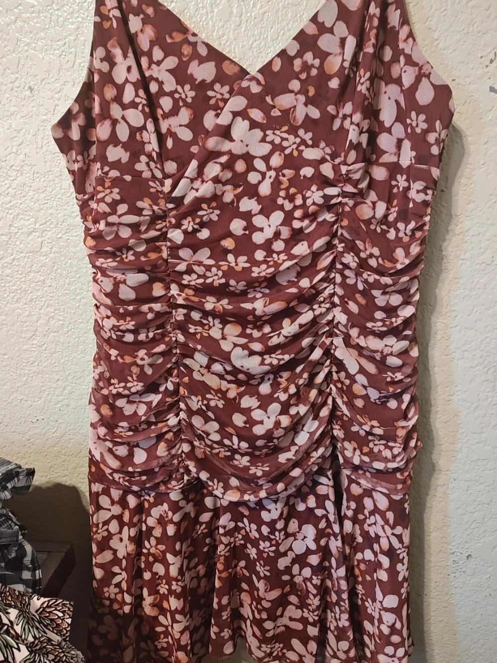 wild fable Floral Ruched V-Neck Midi Dress